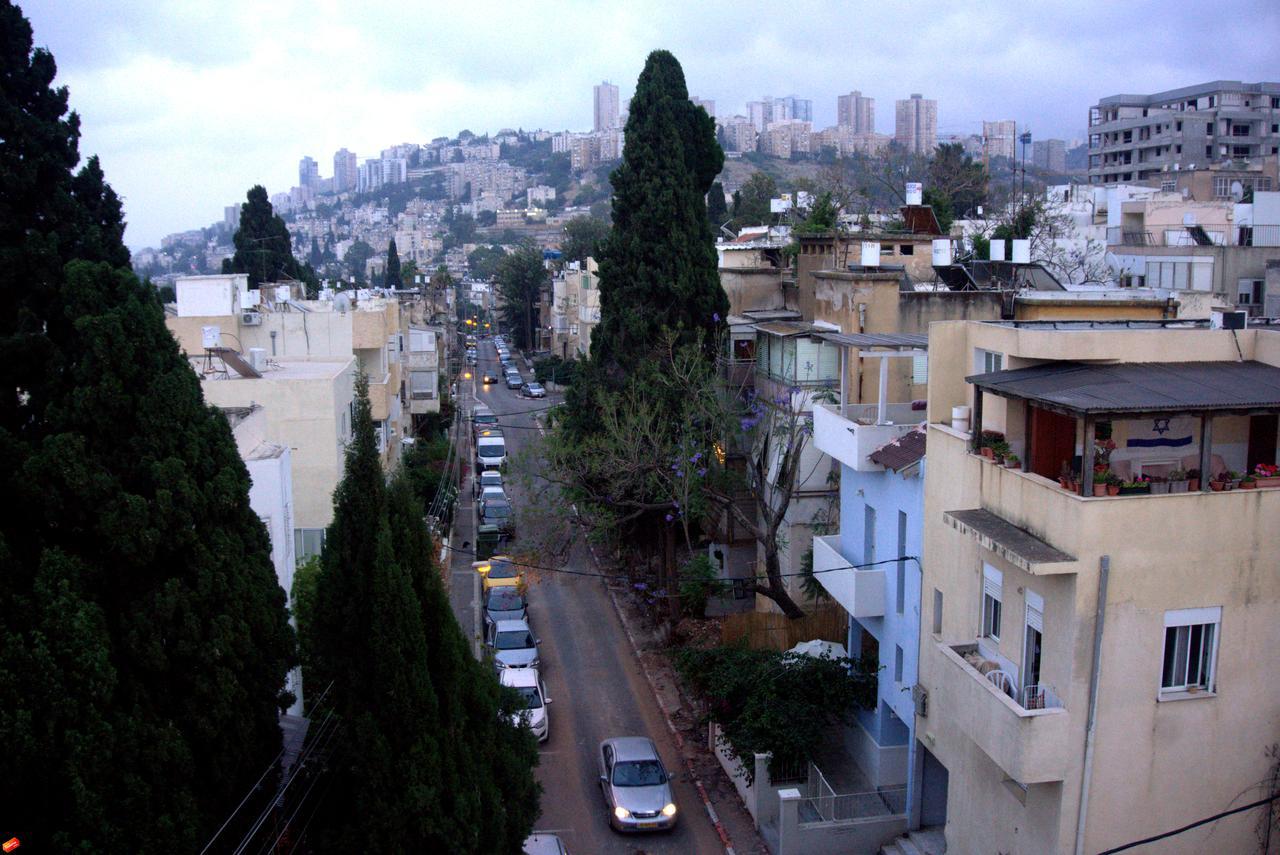Space Place Haifa Buitenkant foto