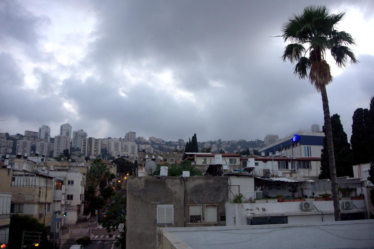 Space Place Haifa Buitenkant foto